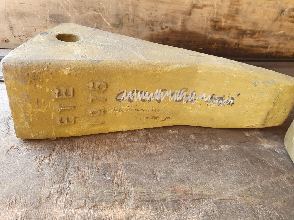 Коронка рыхлителя D375A 195-78-71320 (взамен 195-78-71390) EТЕ Испания