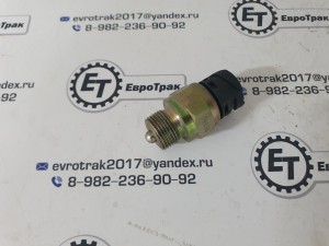 Выключатель сигнала торможения (датчик заднего хода) M20*1.5 MB Actros/Axor A0015457409